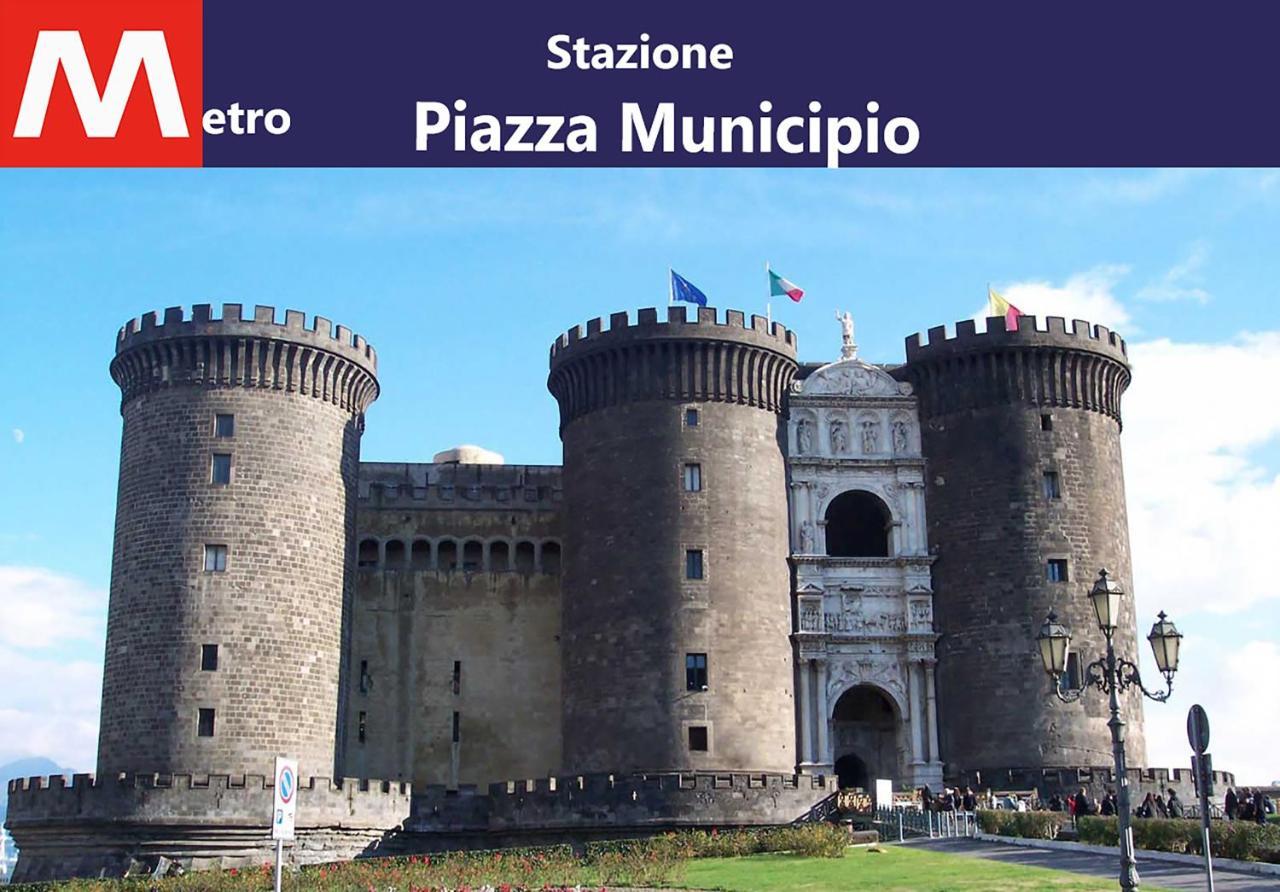 Maschio Angioino Suite Napoli Esterno foto